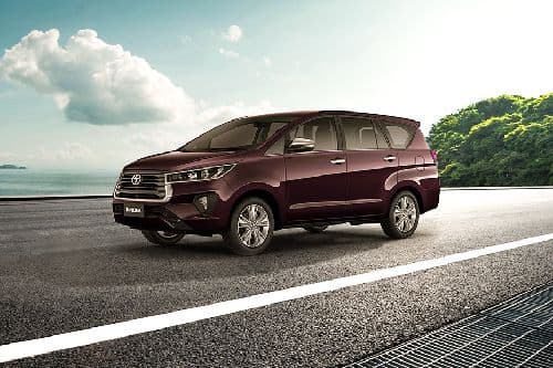 Toyota Innova 2025 exterior